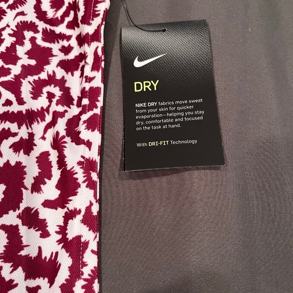 Nike Dri-Fit Sleeveless Golf Top - Animal Print (Size: Small) - Picture 8 of 9